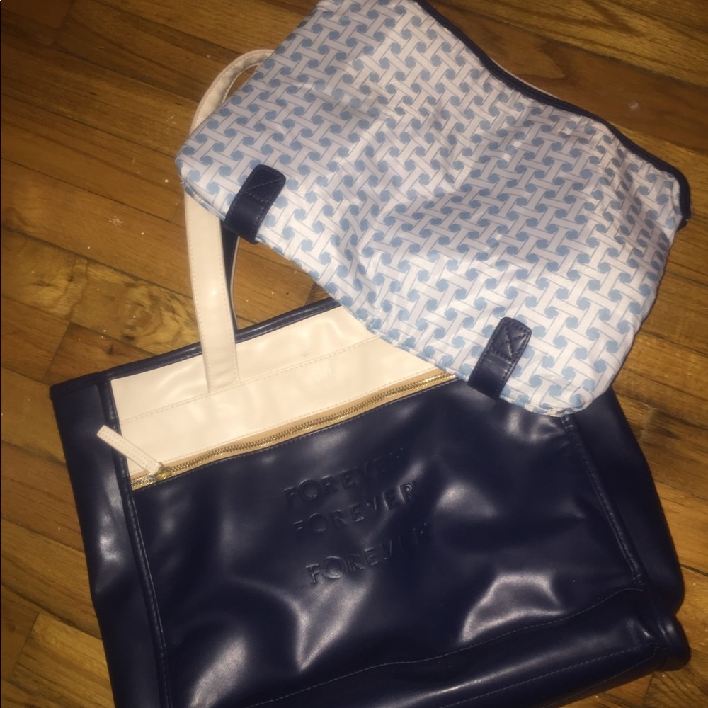 Waterproof tote and laptop case